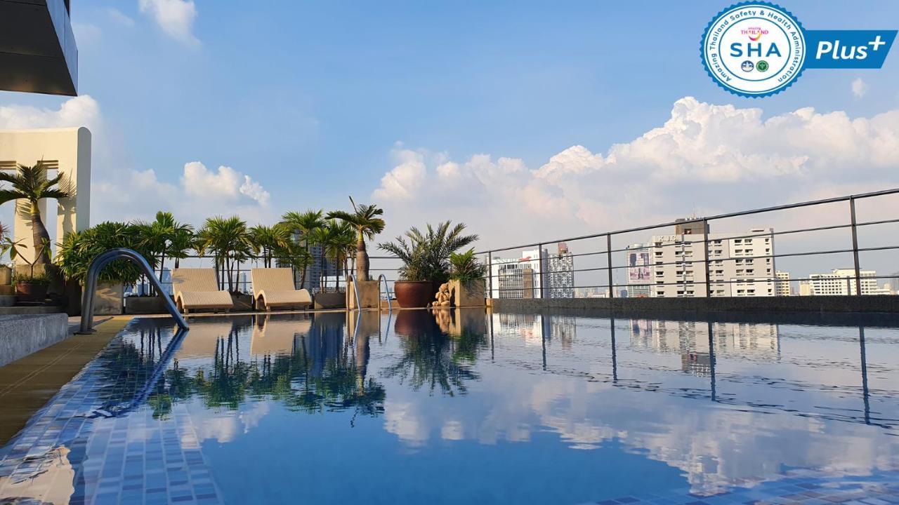Interchange Tower Serviced Apartment - Sha Extra Plus Бангкок Экстерьер фото